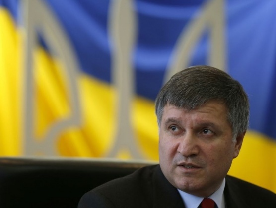 Аваков: За взятки задержаны чиновники Киева и Запорожья