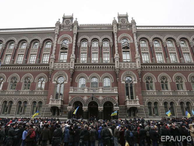 НБУ: Объем денежной базы в Украине в апреле сократился на 1,63 млрд грн