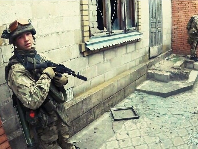 "Азов": Боевики усилили обстрелы Широкино, ранен один боец