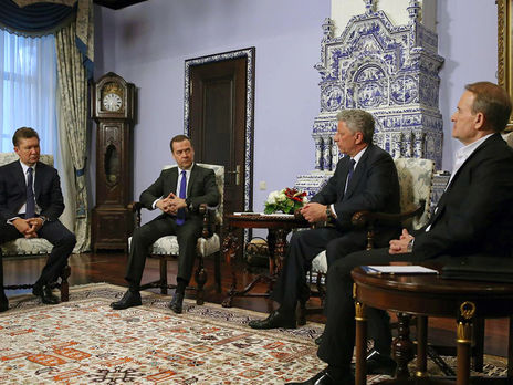 Медведчук и Бойко обсудили в Москве с Медведевым 