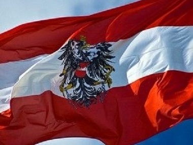Гражданство Австрии у Азарова, Арбузова и Клюева не подтверждено