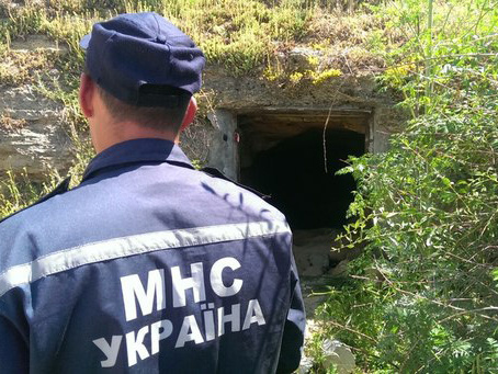 ГСЧС: Подростков, потерявшихся в одесских катакомбах, нашли