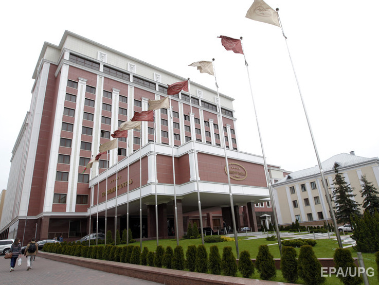 В Минске проходит встреча трехсторонней контактной группы по Донбассу