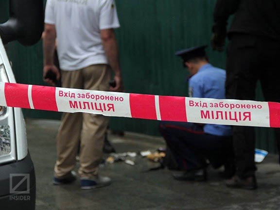 СМИ: Возле Рады милиция задержала неизвестных с дымовыми шашками и ножами