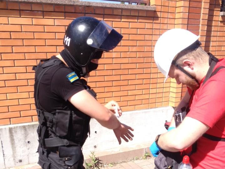 МВД: В результате столкновений на "Марше равенства" в Киеве ранен сотрудник милиции