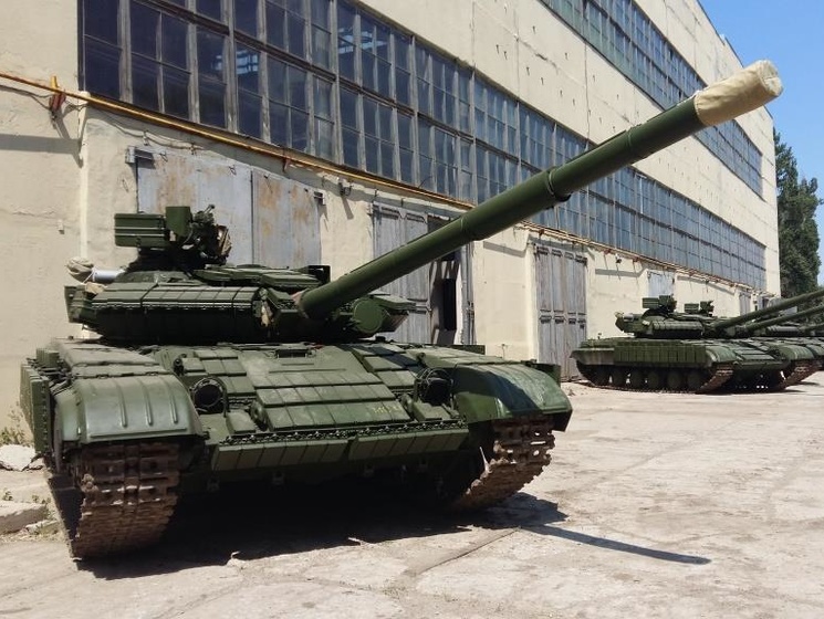 "Укроборонпром" передал армии партию модернизированных танков Т-64Б