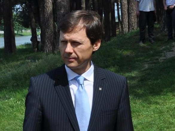 Министр экологии Шевченко подтвердил, что летел из Ниццы на самолете экс-регионала Онищенко