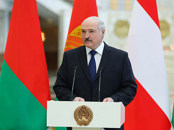 Лукашенко призвал расширять белорусско-российское сотрудничество в противовес "протекционизму и изоляционизму"