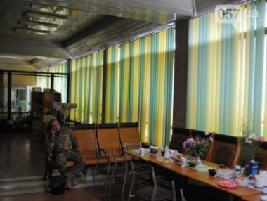 Командир оставил на вокзале в Харькове восемь бойцов 25-й бригады, которые не поместились в автобус