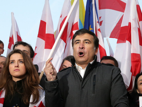 Саакашвили: У Украины та же проблема, что и в Грузии &ndash; очень маленькая элита. Одни люди в карусели крутятся 25 лет