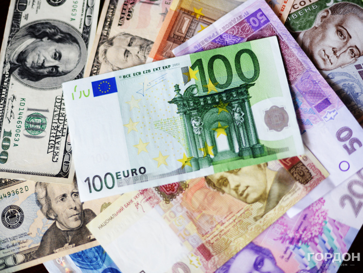 Курс валют НБУ: $1 – 21,18 грн, €1 – 23,75 грн