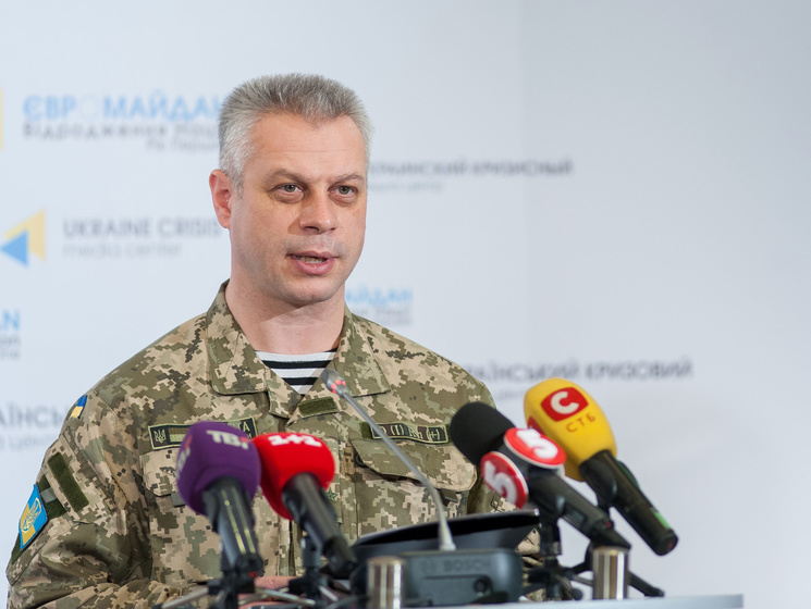 Спикер АП Лысенко: За прошедшие сутки на Донбассе погиб один украинский военный, трое ранены