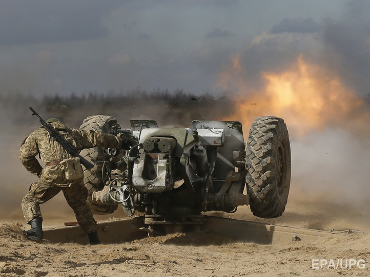 Пресс-центр АТО: Боевики более 100 раз обстреляли позиции украинских военных