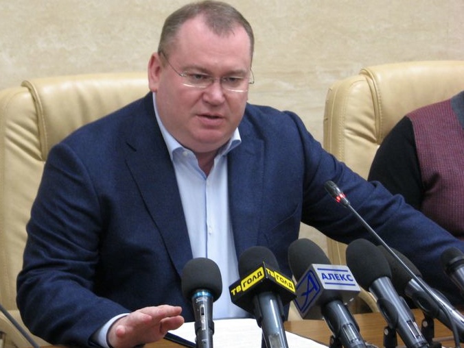 Порошенко вмешался в перепалку Резниченко и Саакашвили на совещании в Одессе
