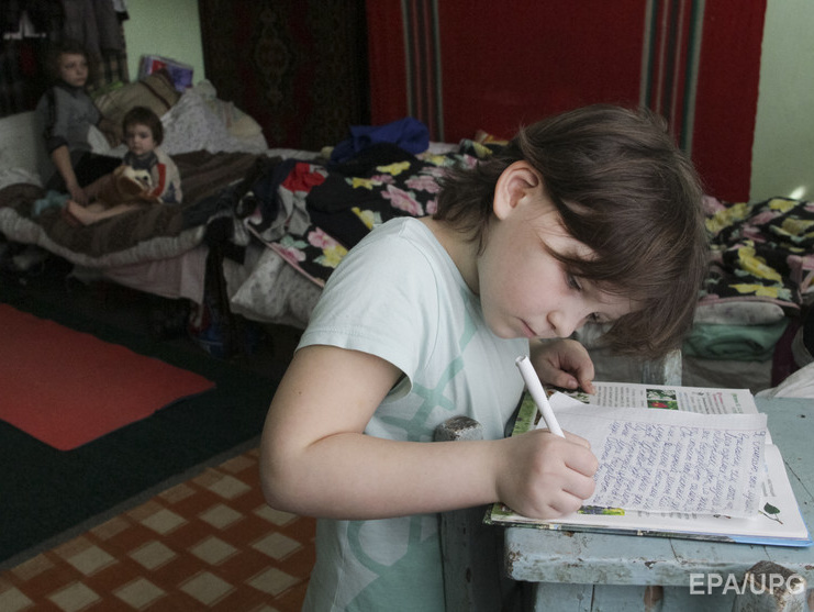 Каждому девятому жителю Украины нужна гуманитарная помощь