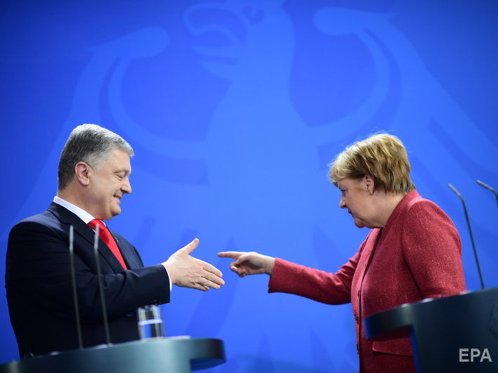 В Германии Меркель раскритиковали за встречу с Порошенко