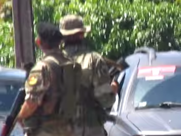 В сети появилось видео, снятое в Мукачево в самом начале инцидента. Видео