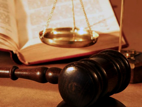 Высший совет юстиции уволил более 100 судей