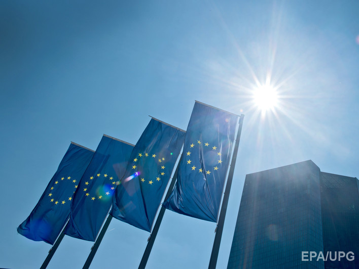 Еврокомиссия: Международные кредиторы довольны решением парламента Греции