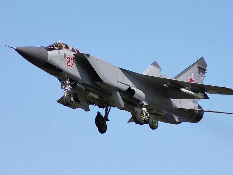 Вблизи латвийских границ засекли 12 военных самолетов РФ
