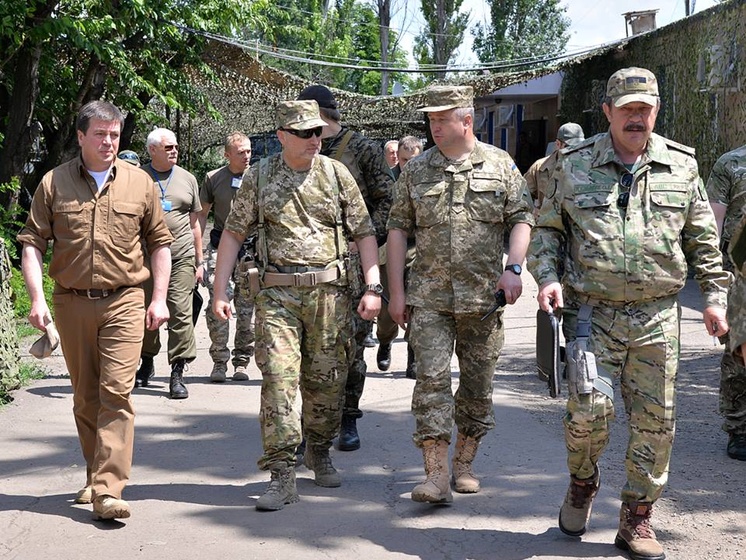 СНБО: В результате рекордного с начала месяца количества обстрелов убиты двое и ранены пять украинских военных
