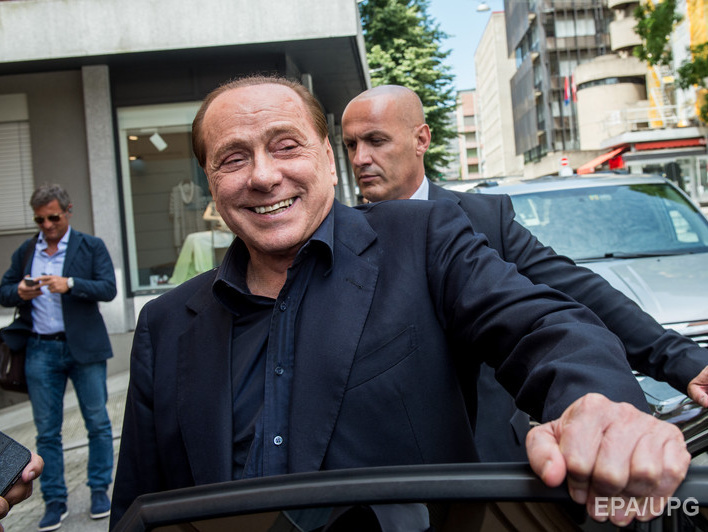 Reuters: Берлускони продает 48% акций "Милана"