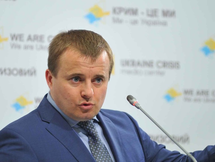 Демчишин: До отопительного сезона Украине необходимо дополнительно завезти 0,5 млн тонн угля