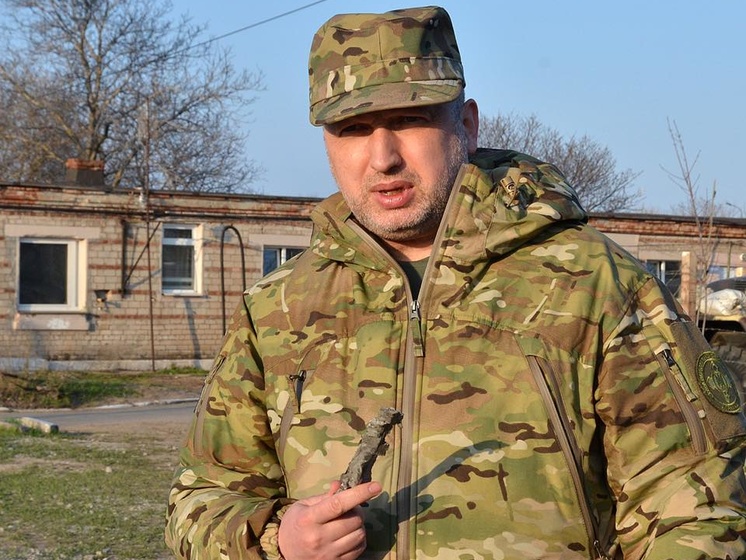 Турчинов: Россия пытается создать благоприятные предпосылки для наступления на Донбассе