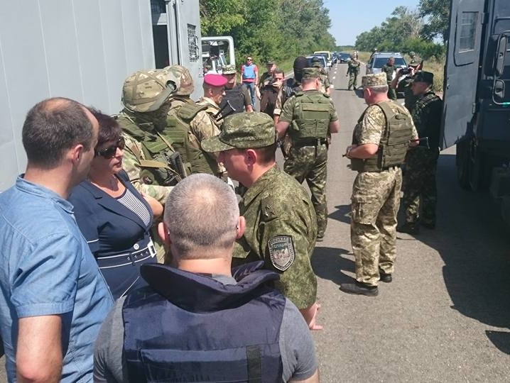 Боевики передали властям Украины заключенных из Донецкого СИЗО