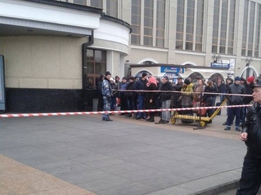 СМИ: В Киеве заминирован Центральный железнодорожный вокзал