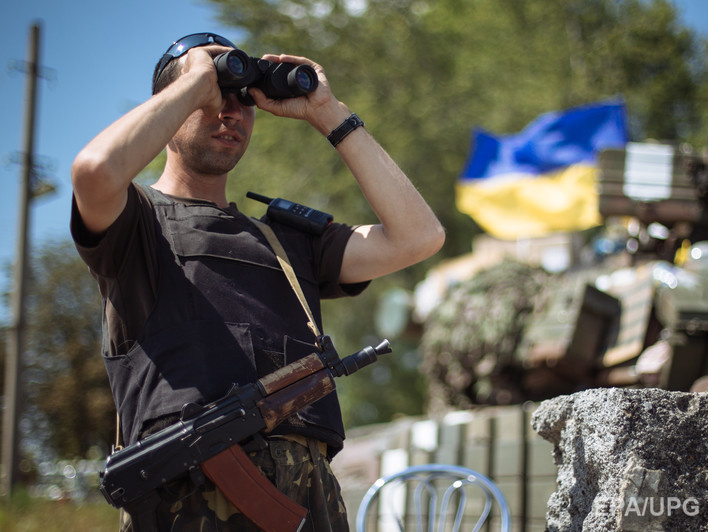 Пресс-центр АТО: С полуночи боевики 37 раз обстреливали украинских военных, днем активность уменьшили