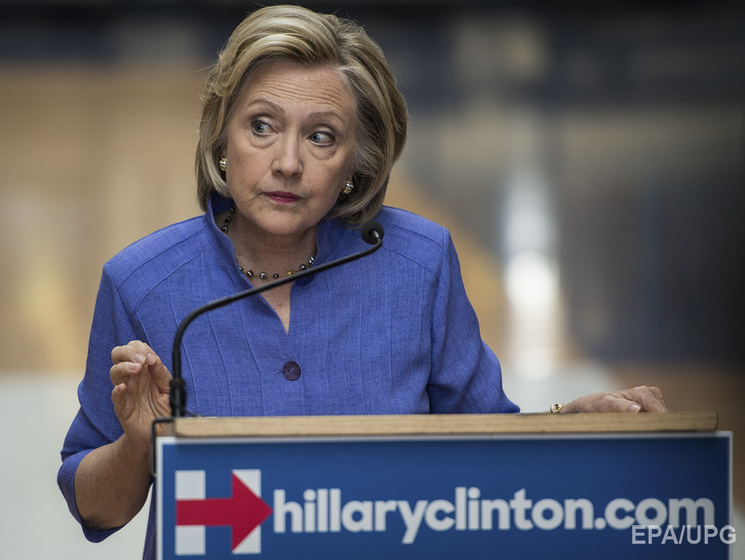 Washington Post: Сервер личной почты Клинтон передали в ФБР