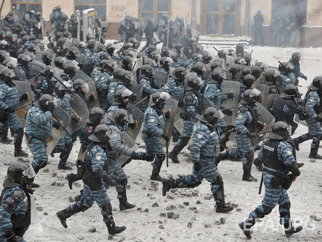 Журналист Бутусов: Янукович изначально готовил сценарий применения армии для участия в подавлении мирных протестов