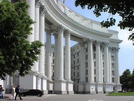 МИД Украины требует от Российской Федерации немедленно освободить Сенцова и Кольченко