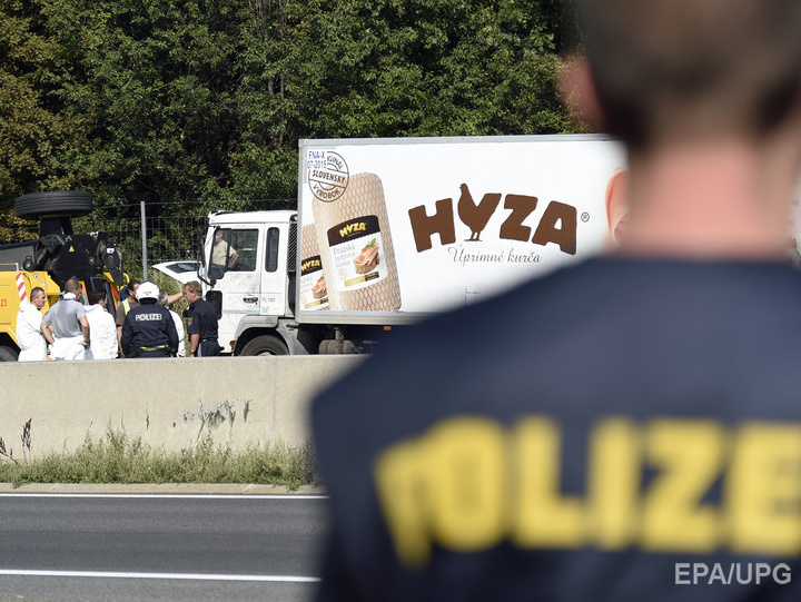 В Австрии найден грузовик с телами не менее 20 мигрантов