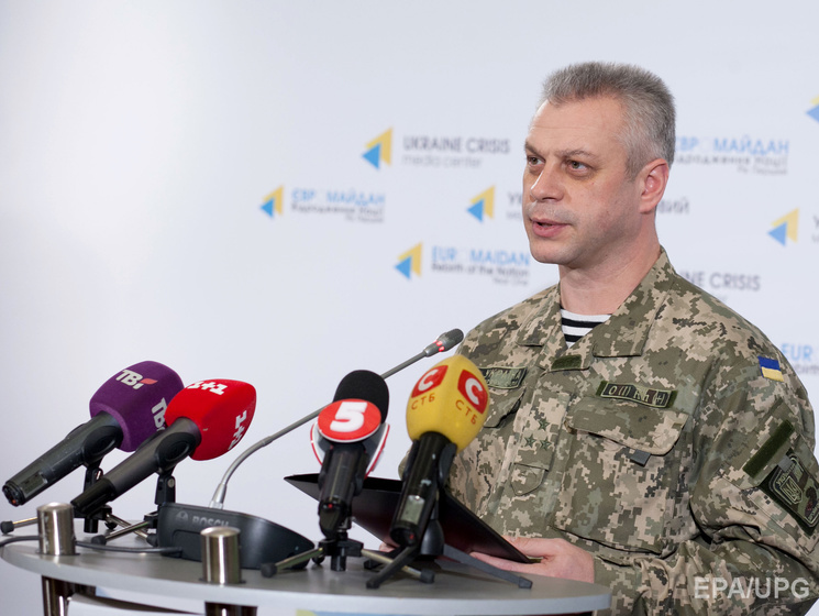 Спикер АП Лысенко: За прошедшие сутки на Донбассе ранены пятеро украинских военных, боевые действия активизируются