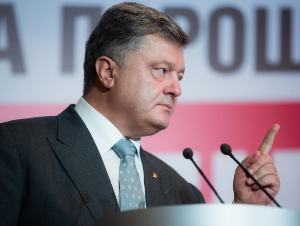 Порошенко: "Маршал гречка" больше никогда не должен участвовать в украинских выборах