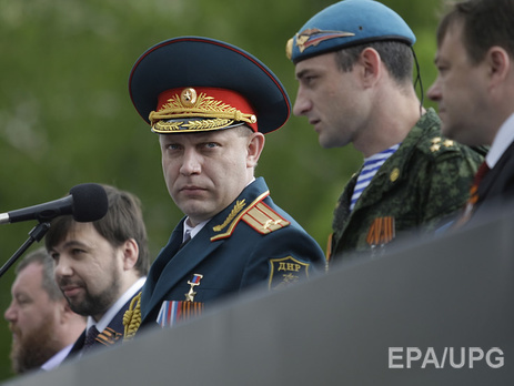 Захарченко заявил, что готов драться с Турчиновым на костылях