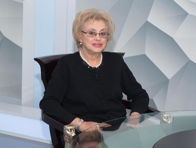 Вдова Тодоровского: Не нужно было всего этого начинать и брать Крым. Закончилось все жутким кризисом для России