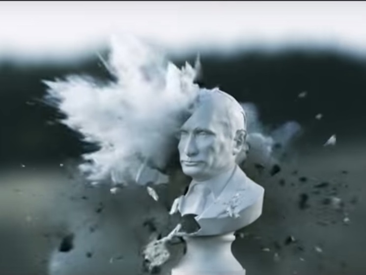 Художник создал арт-инсталляцию, взорвав бюсты Путина. Видео