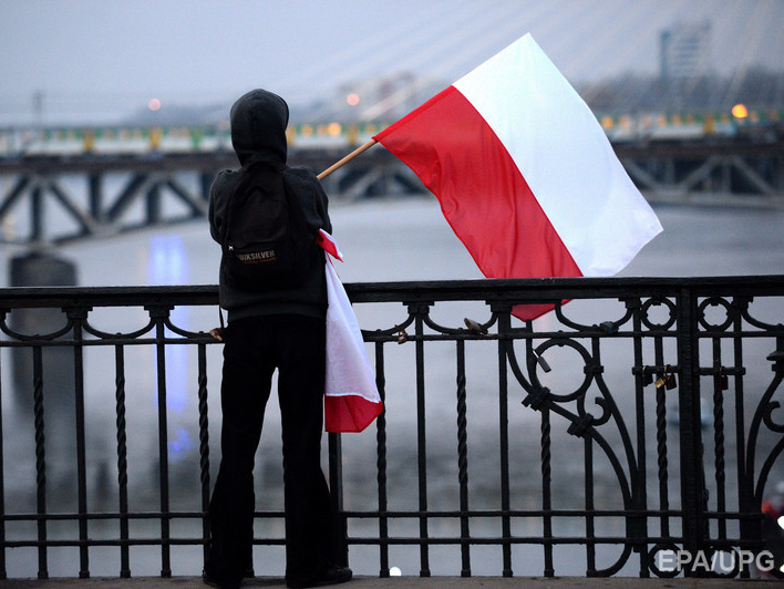 В Польше начался общенациональный референдум по трем вопросам