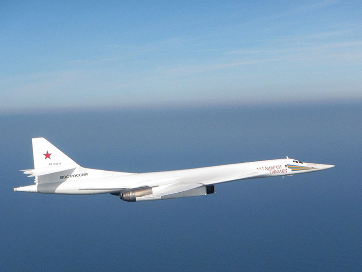 ВВС Великобритании перехватили российские бомбардировщики Ту-160
