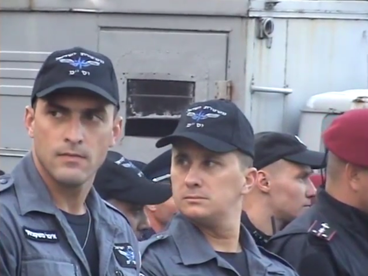 Порядок в Умани вместе с украинскими поддерживают 15 израильских полицейских. Видео