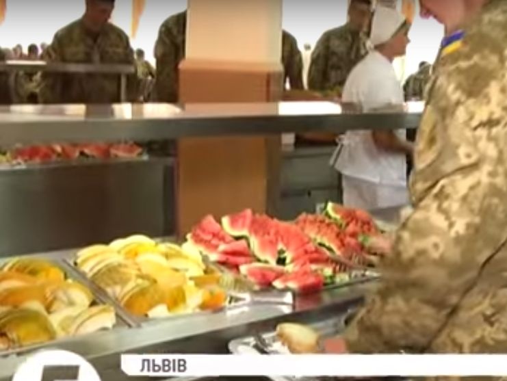 Минобороны внедряет систему питания по стандартам НАТО. Видео