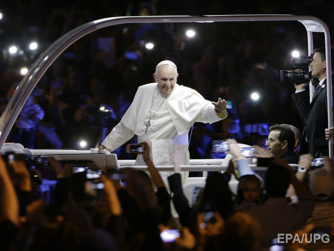 Папа Римский рассмешил Филадельфию шуткой про тещу