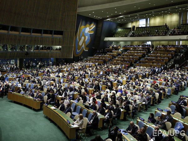 Российские СМИ: Делегация РФ покинула зал Генассамблеи ООН во время выступления Порошенко