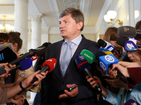 Герасимов заявил, что фракция Блока Петра Порошенко готова поддержать законопроект Зеленского о механизме публичных закупок на выборах в Раду