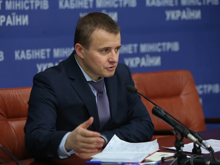 Демчишин: Украина хотела бы повысить цену на электроэнергию для Крыма на 15,5% 