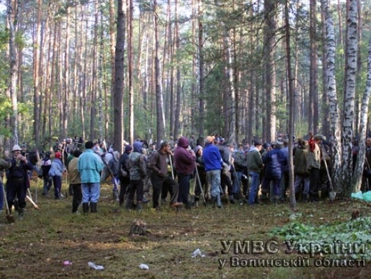 На Волыни милиция задержала за незаконную добычу янтаря почти 200 человек