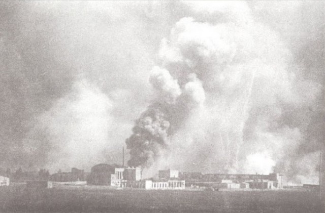 Бомбардировка Киева, июнь 1941 года. Фото: borisfen70.livejournal.com